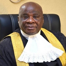 منوچهر سرهنگ خانلاری